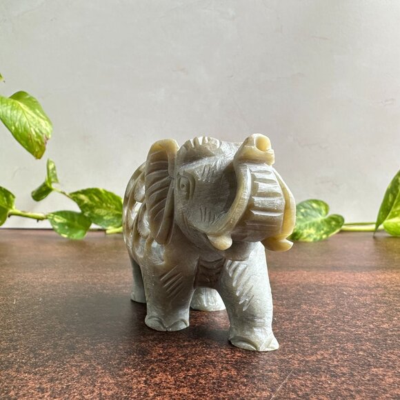 Carved Soapstone Elephant Figurine - Picture 4 of 7